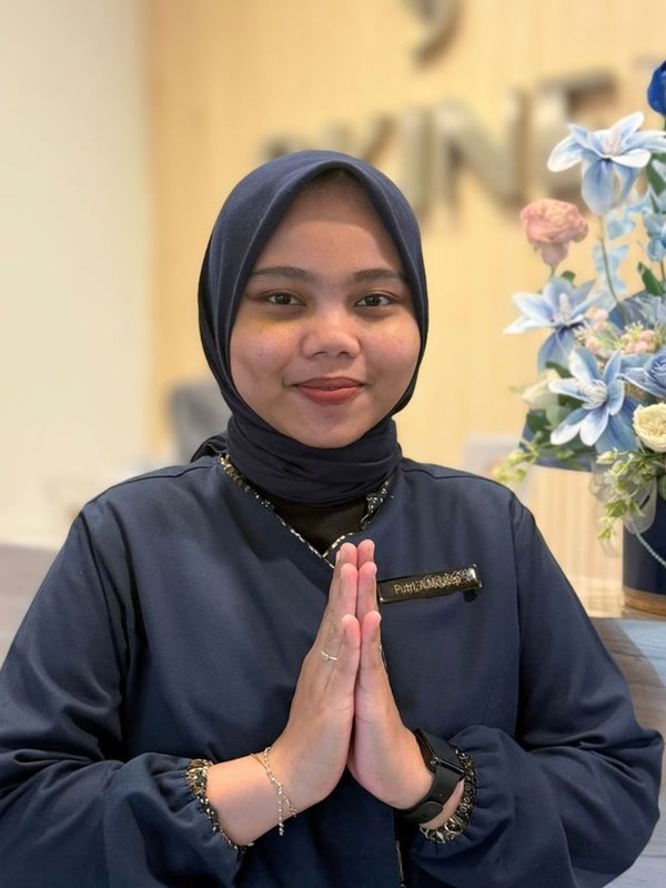 Putri, tim Skinex Clinic Bintaro